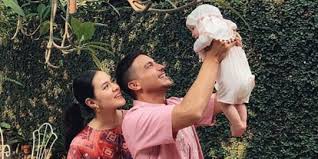 Oct 13, 2011 · ass,,,bunda2 semua aq mo tau donk tanda2 nya seminggu sebelum lahiran apa aja n klo wkt persalinan dah deket. 9 Tanda Tanda Seminggu Sebelum Melahirkan Yang Perlu Dikenali Ibu Hamil Merdeka Com