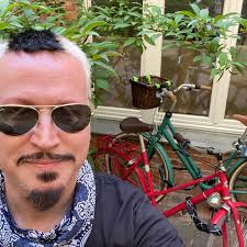 Andrew Marlin Hairstylist (@andrewmarlinhair) · Los Angeles, CA