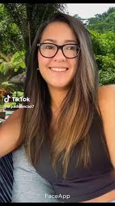 Jennifer Albert Video Call Going for Shipping