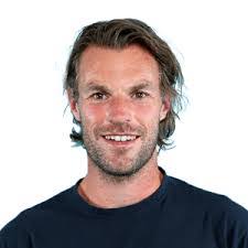 Frank Moser's Instagram, Twitter & Facebook