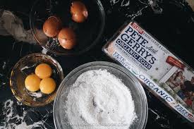 Am i doing something wrong? Chinese Steamed Custard Buns Nai Wong Bao å¥¶é»„åŒ… Omnivore S Cookbook