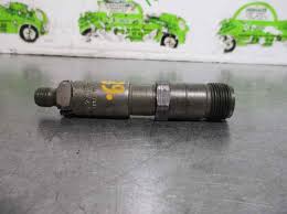 Injector Mercedes Benz C Class W202 C 250 Turbo D 202 128 0000100651 Kce27s3 Bosch B Parts