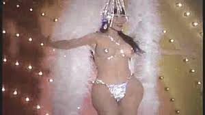 Lyn May Desnuda En Burlesque 2464 | Hot Sex Picture