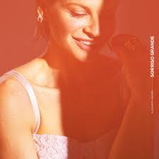 Alessandra amoroso is an italian pop/soul singer. Alessandra Amoroso Amorosoof Twitter