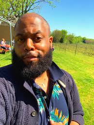 Vinyl collector and music enthusiast seeking similar interests