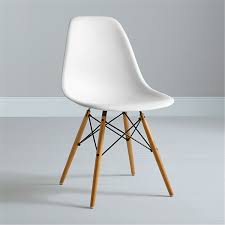 Great for all offices, including home offices, this management style chair suits the most professional of workspaces. Eames Dsw Replica Eiffel Dining Chair White Eameschair Eiffel Dining Chair Retro Chair Eames Dining Chair
