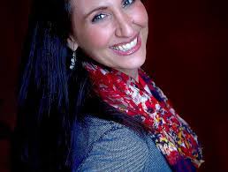 Alana Roach's Instagram, Twitter & Facebook