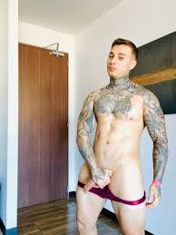 Carlos on X: Toma💦 t.co2h0ZWp4XfR t.cow3l0rIciAV  X