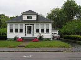 Also, like their craftsman cousin, bungalow house designs tend to sport cute curb appeal by way of a wide front porch (or. 1920 S Sears Roebuck Bungalow Home