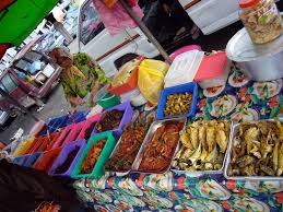 To the west, it shares part of its border with perak. Cameron Food Guide 2020 Best Steamboat And Halal Food Cameron Highlands Online