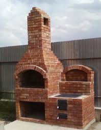 Daca vrei sa iti construiesti singur un gratar din astfel, curtea ta frumoasa va fi completa cu un gratar util si functional din caramida construit in locul pe care il vei alege. 5 Super Idei De Gratare De Curte Si Gradina Ideiamenajari Ro