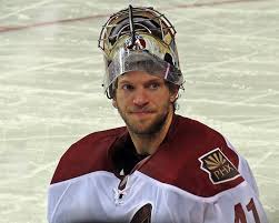 The latest stats, facts, news and notes on jeff smith of the new york jets. Mike Smith Eishockeyspieler Wikipedia