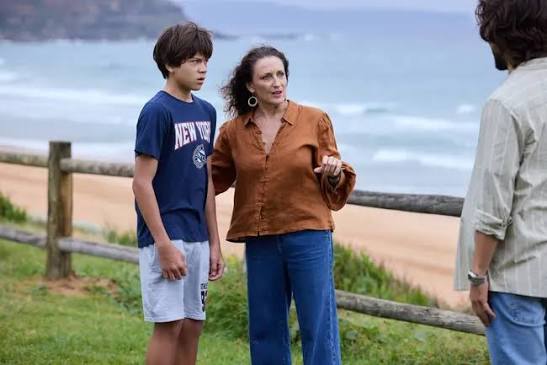 Home and Away Spoilers – David's tough case lands Roo with a new foster  child👇