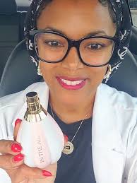 Honest Review of 'In The Air' by Albane Noble