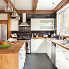 Dosseret Charbonneux Dans La Cuisine Cuisine Design Kitchen Dining Kitchen