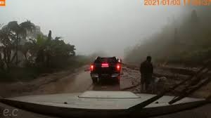The cameron highlands consists of eight different neighbourhoods, three of which are townships and five of which are settlements. Landslides In Cameron Highland 2021 Youtube