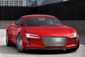 Audi R8 E Tron Loaded With A 7 7 Amoled Display Instead Of A Rear View Mirror Audi E Tron E Tron Concept Cars