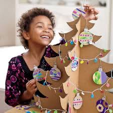 новогодние поделки из бумаги и картона своими руками видео Cardboard Christmas Tree I Will Try This On My Own Cuz The Instructions Are Not In English D Detskoe Rozhdestvo Prazdnichnye Podelki Rozhdestvenskoe Vesele
