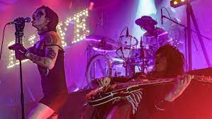 images?q=tbn:ANd9GcQ4PaV_3VF9wfvNCZ_suRpnUjcySvp3I0bDXuQKSrG-uYyHIGBAQMRl5pSUU90bqlaHlLE&usqp=CAU