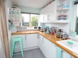 design trends: beach cottage kitchen style