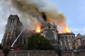 France Notre Dame De Paris Ravage Par Un Incendie Wakat Sera