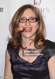 37 Erika Mallin Photos & High Res Pictures