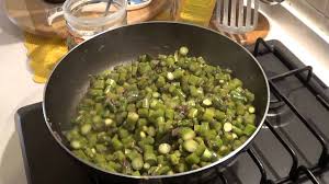 Lava e monda gli asparagi, eliminando la parte dura. Lasagna Con Asparagi E Speck Youtube