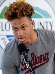 Rick Pitino: Adidas won battle to keep Romeo Langford with brand