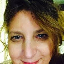 Linda Borelli's Instagram, Twitter & Facebook