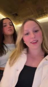 Lily Rowell's Instagram, Twitter & Facebook