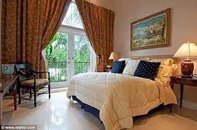 Maybe you would like to learn more about one of these? Bill Gates Rents 600 000 A Month Mansion For His Daughter So She Can Be Near Horse Show Daily Mail Online