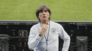 Kein wunder, dass nach solchen leistungen die rufe nach der nationalmannschaft lauter werden. Dfb Low S Successor Nobody Thinks Of This Bundesliga Coach Could Still Fit