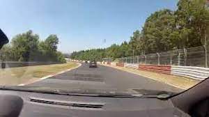 Die nordschleife besteht aus anmutig klingenden abschnitten wie „kesselchen, „antoniusbuche, „schwedenkreuz und „fuchsröhre. Megane Rs Porsche 944 Crash Schwedenkreuz Nurburgring Nordschleife Youtube