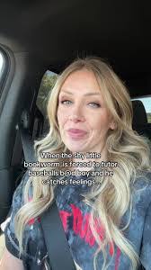 Sienna Gates's Instagram, Twitter & Facebook