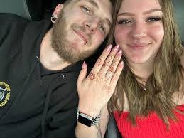 Dana Edmonds's Instagram, Twitter & Facebook