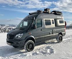 A performance air suspension system will keep your mercedes sprinter level when carrying a heavy load or towing, without sacrificing smooth ride stage 2 air suspension system by kelderman®. Op Die Pad Sprinter 4x4 3 Differential Locks Air Suspension Dachzeltshop Dachzeltspezialist Def 4x4 Camper Van Sprinter Camper Mercedes Sprinter Camper