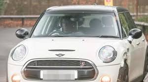 Kante has the wealth to afford any car he desires, but reportedly chooses to drive a second hand mini cooper to and from training. N Golo Kante Masih Takut Latihan Lagi Chelsea Tak Memaksa Bola Tempo Co