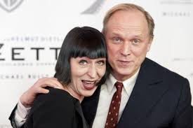 Spielen ulrich tukur und martina gedeck ein ehepaar, dass über 20 jahre in einer scheinbar . Ulrich Tukur Katharina John