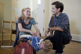 Hottest pictures of elizabeth banks. Watch Unofficial Trailer New Images From The Details With Tobey Maguire Elizabeth Banks
