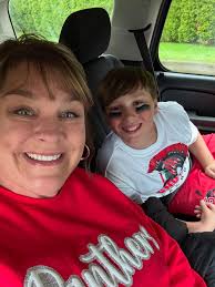 Life is good! 🥹🥂💕 What are you grateful for today? For me, it's my  family, my fur babies, my business, and summer weather.