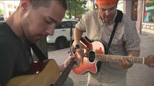 How Austin's homeless ordinances help street musicians