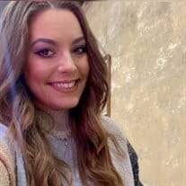 Amber Michelle's Instagram, Twitter & Facebook