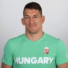 Lőrincz viktor olimpiai kvótát érő győzelmét követően az elődöntőben is nyerni tudott, így hétfőn aranyéremért léphet szőnyegre a kötöttfogásúak. Lorincz Viktor Es Kiss Balazs Is Megkezdi Ma A Menetelest A Ii Europa Jatekokon Viktor A 87 Kiloban Svajci Ellen Birkozik A Nyolcaddontoben Mig Balu A 97 Kiloban Szerb Ellen Kenytelen Selejtezni Gyerunk