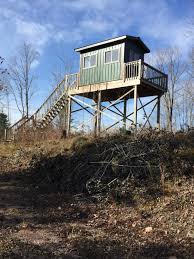 May 27, 2021 · musket hunting has a free deer stand plan that's a simple yet sturdy seat in a tree with a ladder connected so you can easily get to it. Deer Hunt 2017 Custom Made Deer Stands In The Sky Wluk