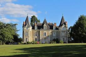 French Property For Sale Sifex French Property Agents Prestigious Properties Throughout France Chateaux Specialists Le Manoir Sable Sur Sarthe Maine Et Loire