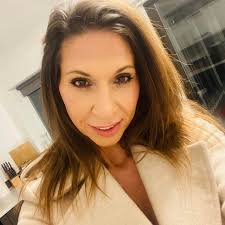 A huge thanks to all the helpers today at Moorhouse EC for the team show  jumping. Sue Hobson Hillyer, Lorraine Bingham, Jennifer Blyth, Maria  Dallois, Valerie Hobson, Dave Rogerson, Kate Longfield, Loz