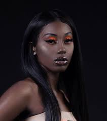 Davia Love (davia1923)