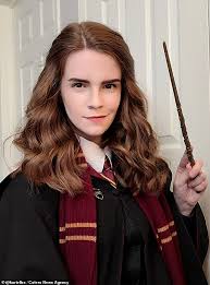 The perks of being a wallflower. Emma Watson Lookalike Looks So Identical To Harry Potter Star Daily Mail Online