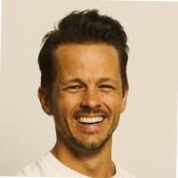 200+ "Dave Allard" profiles