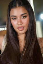 Shuvee Etrata joins IAM Worldwide's 8th anniversary